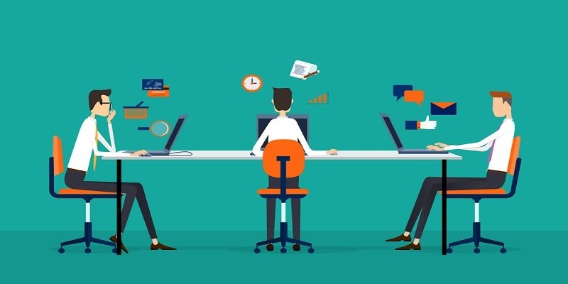 8-essential-hard-and-soft-skills-every-IT-pro-needs.jpg