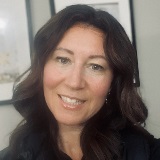 Charlene Saini headshot
